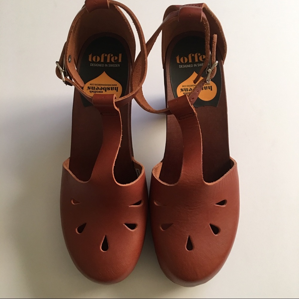 Swedish Hasbeen T-strap Sandals Size38